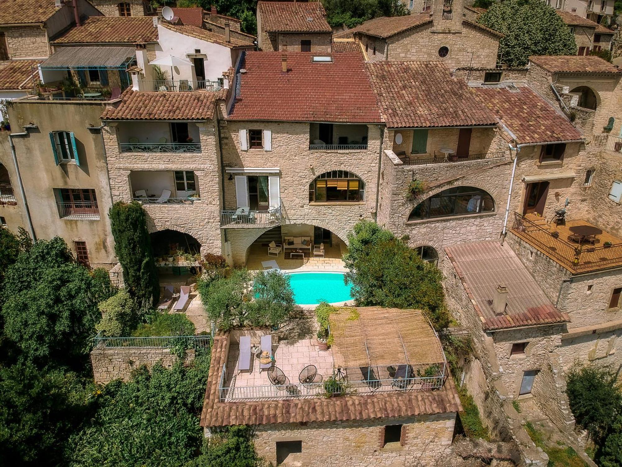 L'Ostal Bestort Vezenobres Extérieur photo